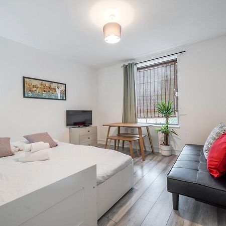 Stylish Shoreditch Stay ลอนดอน ภายนอก รูปภาพ
