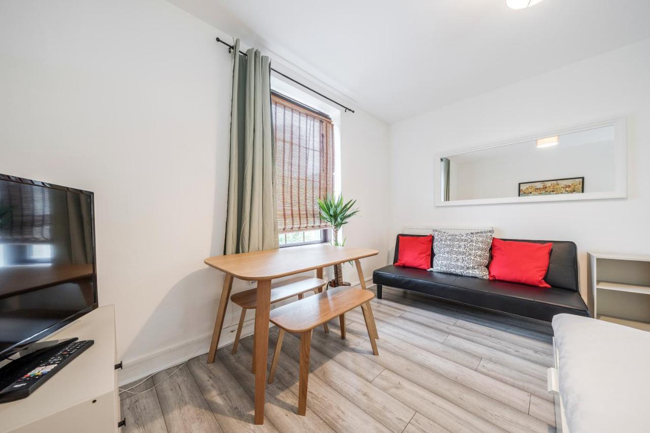Stylish Shoreditch Stay ลอนดอน ภายนอก รูปภาพ